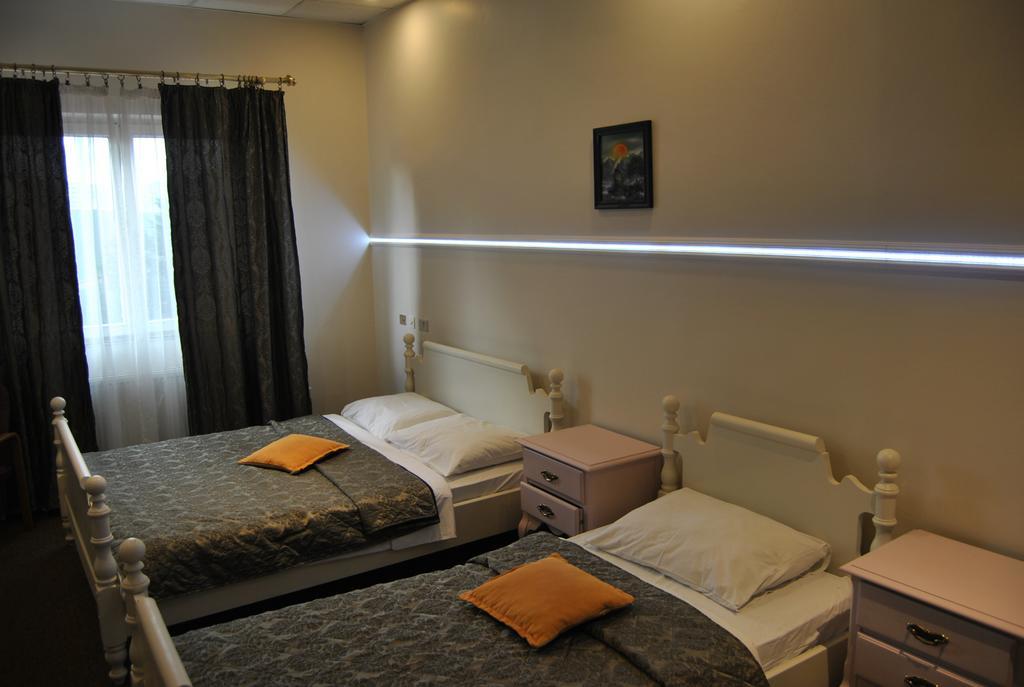 Hotel Italia SJJ Extérieur photo
