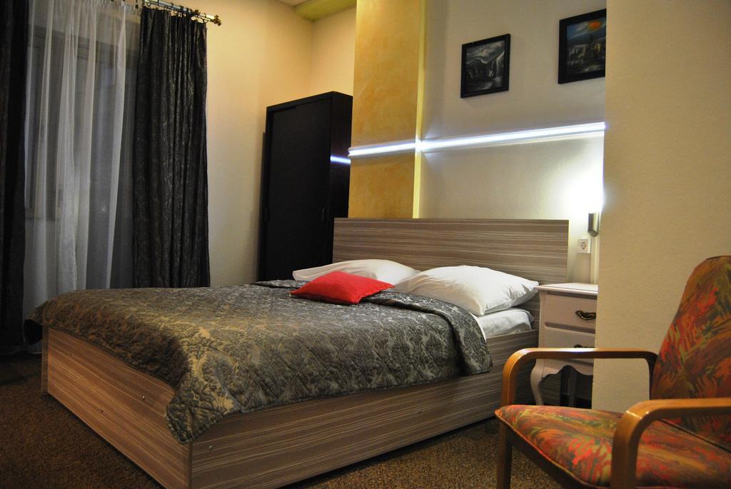 Hotel Italia SJJ Extérieur photo
