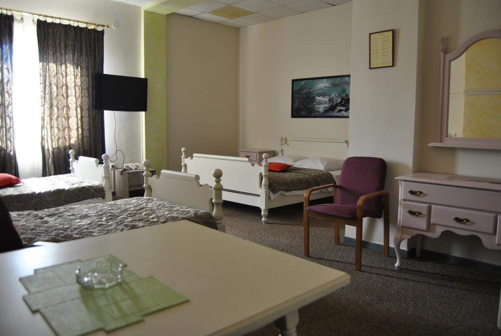 Hotel Italia SJJ Extérieur photo